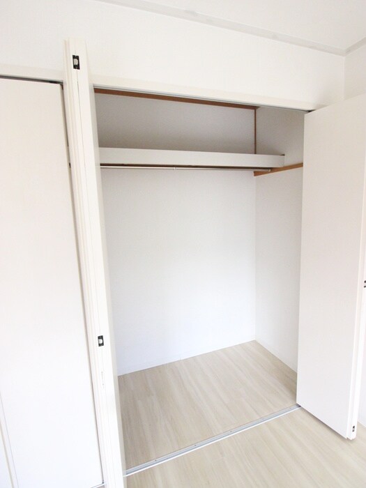 物件内観写真16　(収納)