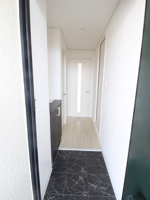 物件内観写真20　(玄関)