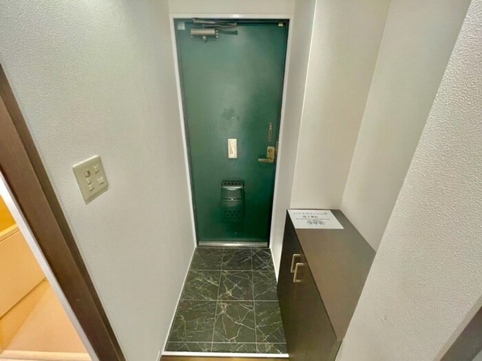 物件内観写真22　(玄関)