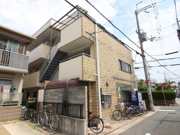 物件外観写真2　(外観写真)