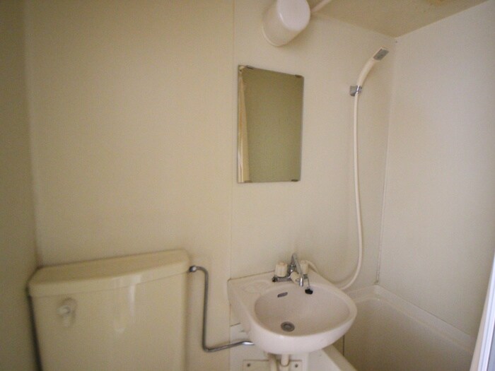 物件内観写真8　(洗面)