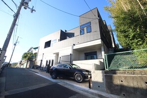ザ・アパートメント宝塚Ⅱ外観写真