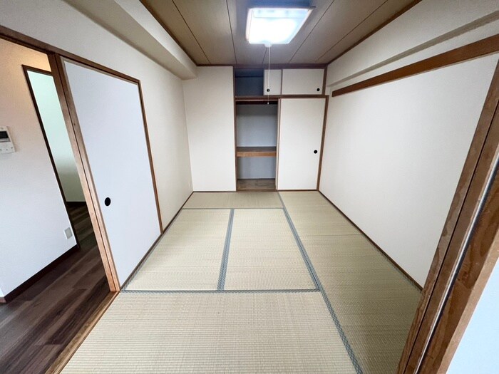 物件内観写真14　(居室)