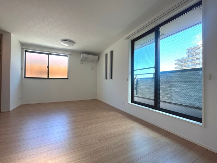 物件内観写真12　(居室)