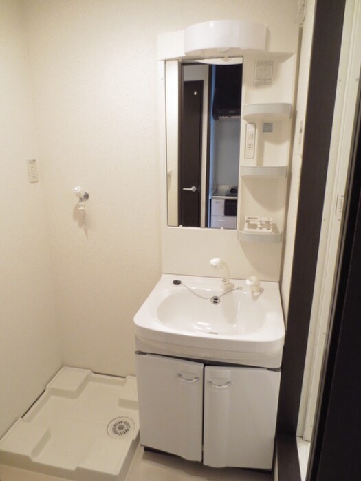 物件内観写真6　(洗面)