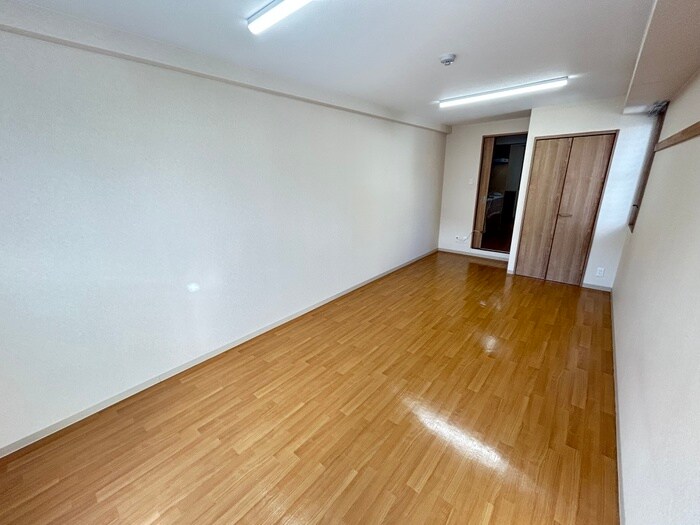 物件内観写真5　(居室)