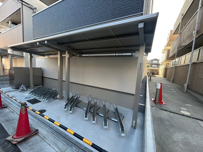 物件外観写真3　(駐車場)