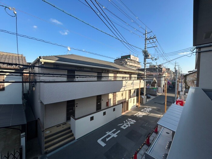 物件内観写真14　(室内からの展望)