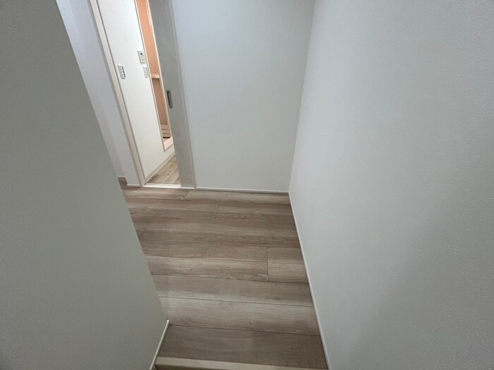 物件内観写真20　(廊下)