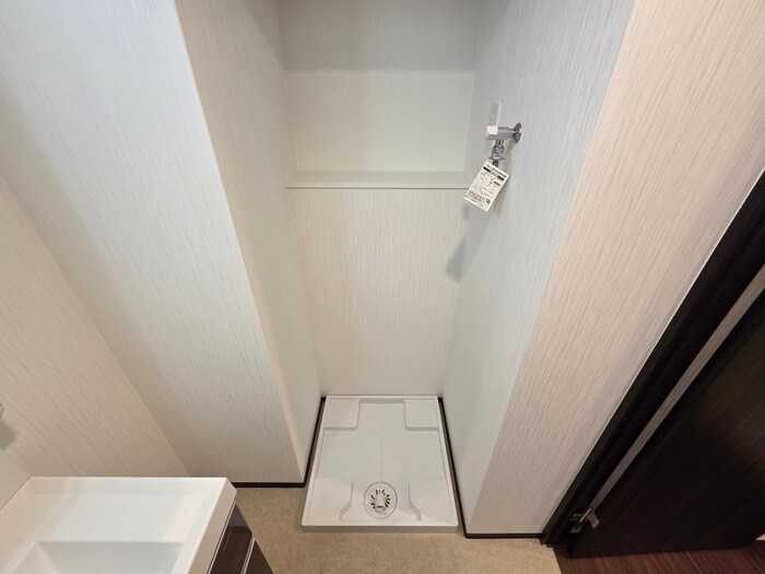 物件内観写真10　(洗濯機置場)