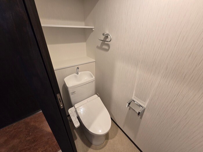 物件内観写真11　(トイレ)