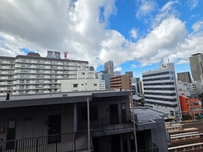 物件内観写真20　(室内からの展望)