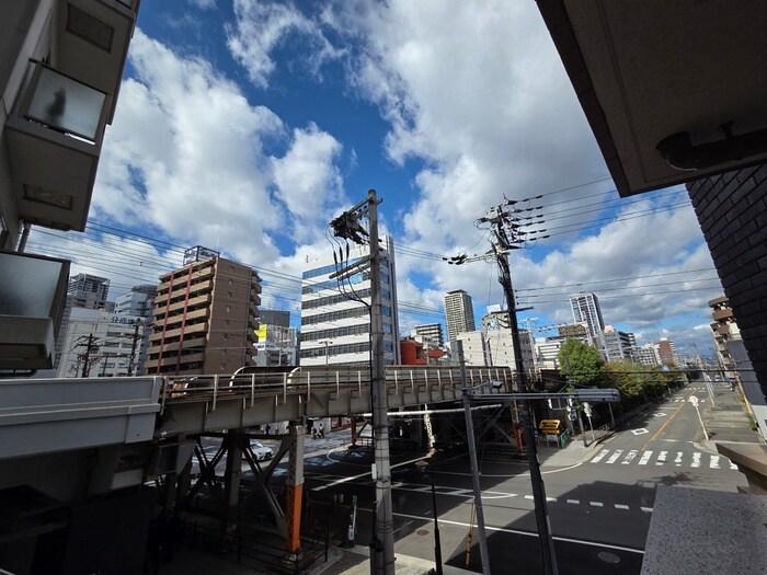 物件内観写真20　(室内からの展望)