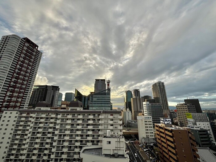 物件内観写真22　(室内からの展望)