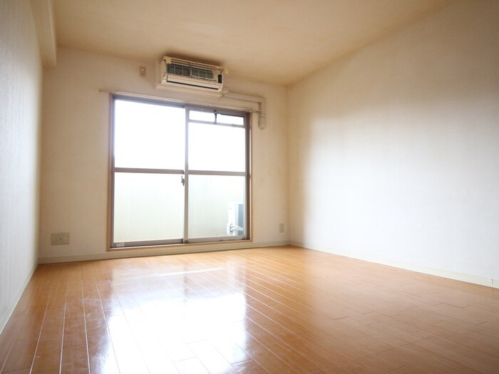 物件内観写真6　(居室)