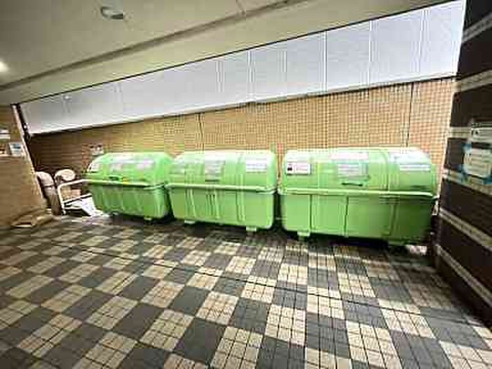 物件外観写真4　(建物設備)