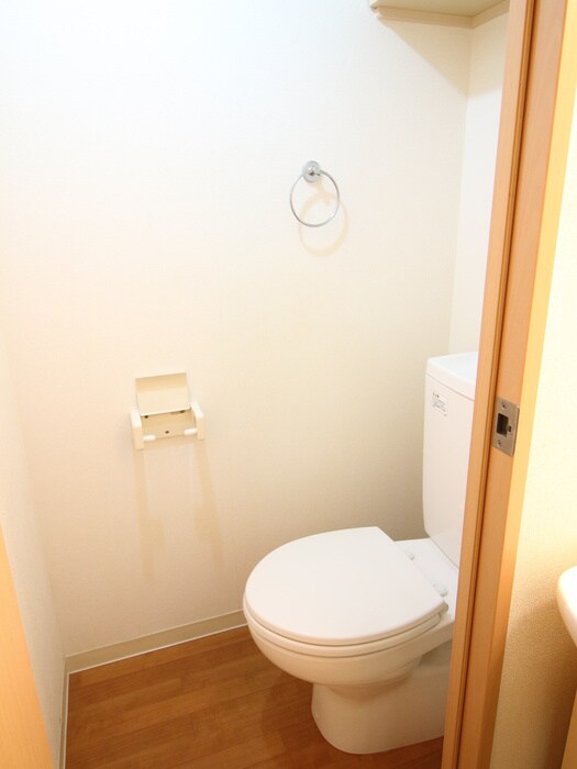 物件内観写真11　(トイレ)