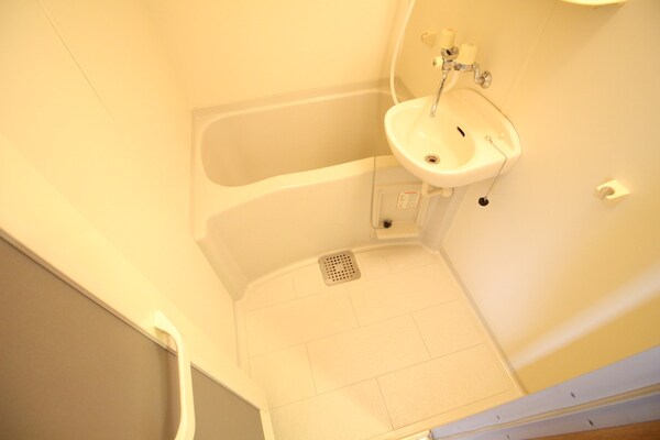 バス／シャワールーム等