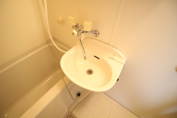 物件内観写真11　(洗面)