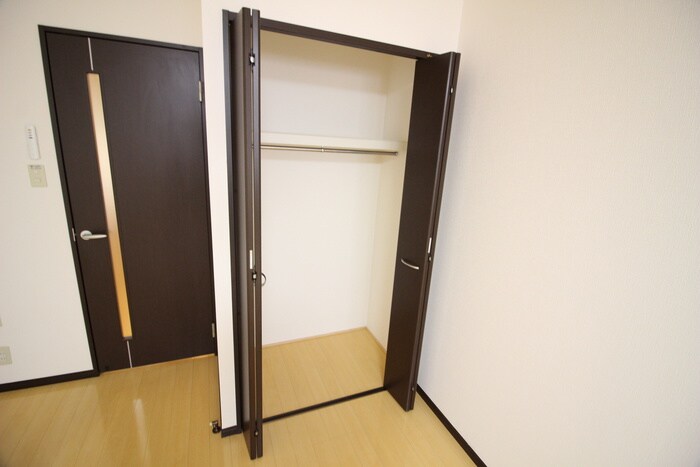 物件内観写真16　(収納)