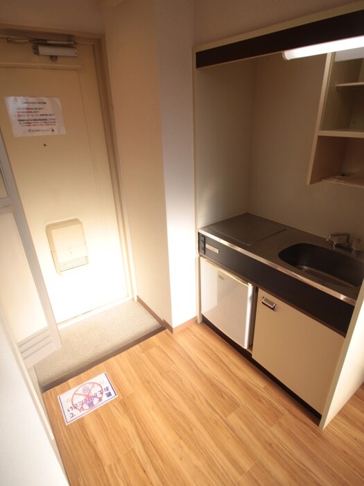 物件内観写真12　(廊下)