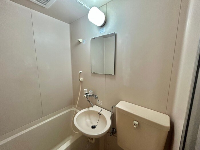 物件内観写真16　(洗面)