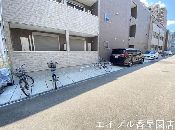 バイク置き場