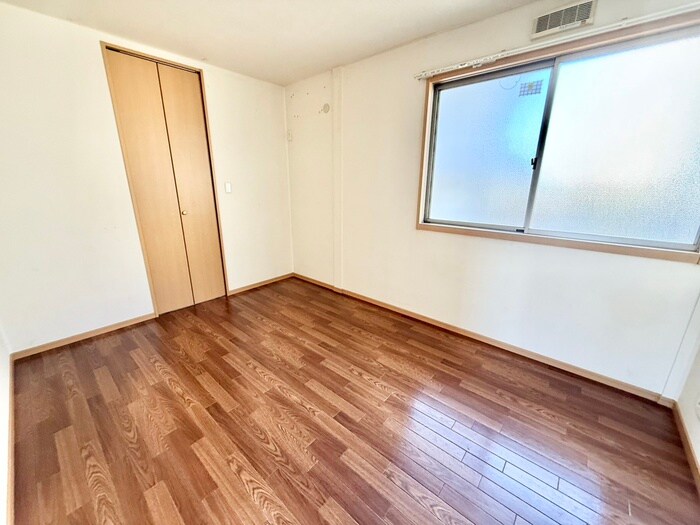 物件内観写真16　(居室)