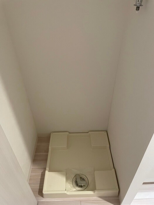 物件内観写真13　(洗濯機置場)