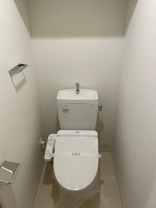 物件内観写真14　(トイレ)