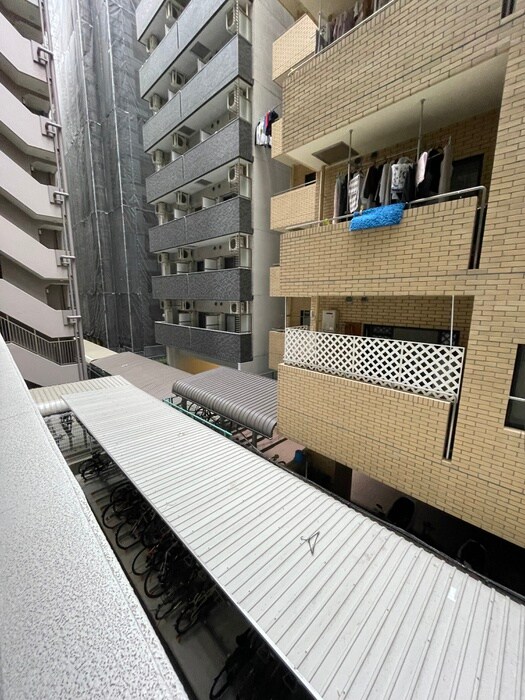 物件内観写真22　(室内からの展望)