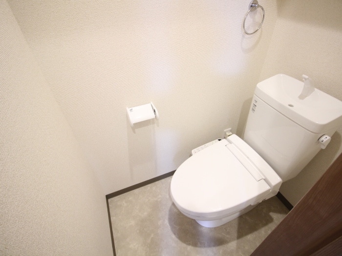 物件内観写真7　(トイレ)