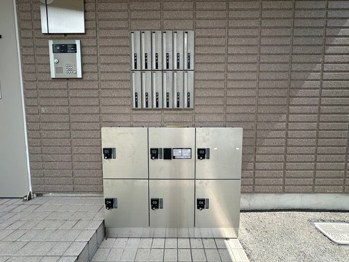 物件外観写真6　(建物設備)