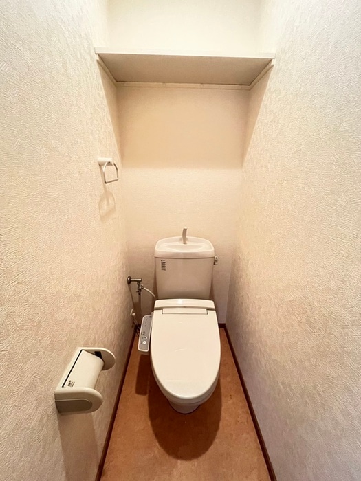 物件内観写真11　(トイレ)