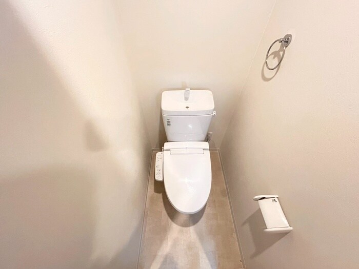 物件内観写真11　(トイレ)