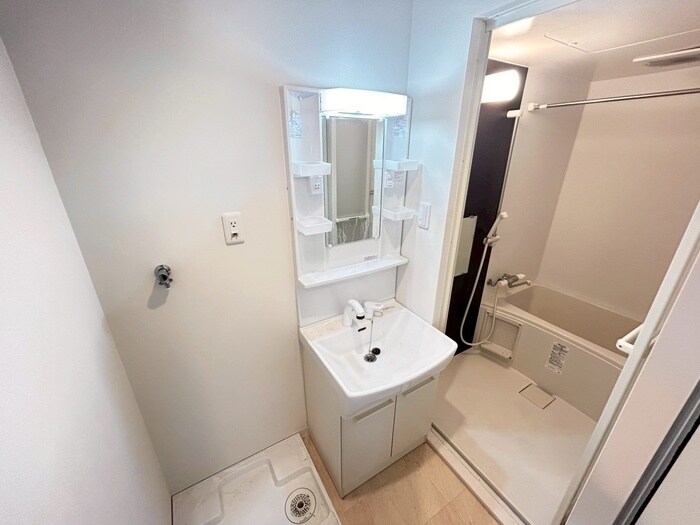 物件内観写真12　(洗面)