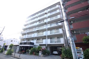 第1星栄ハイツ外観写真
