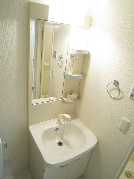 物件内観写真6　(洗面)