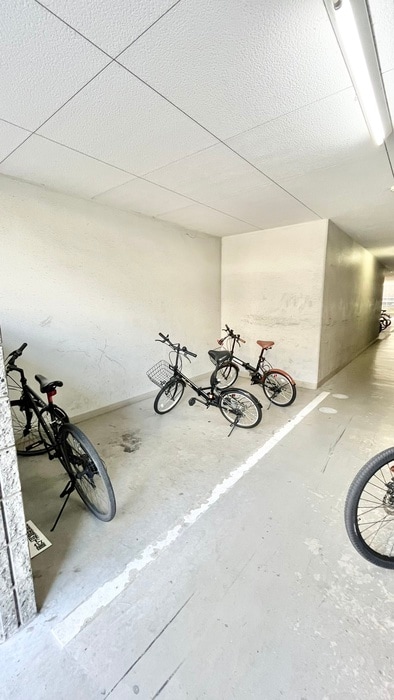 フレアコ－ト北浜の駐輪場