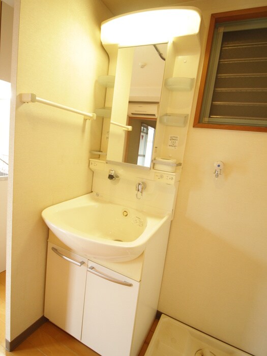 物件内観写真8　(洗面)