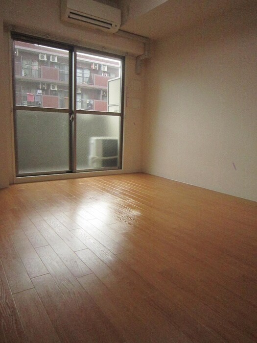 物件内観写真13　(居室)