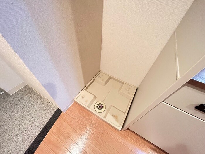 物件内観写真21　(洗濯機置場)