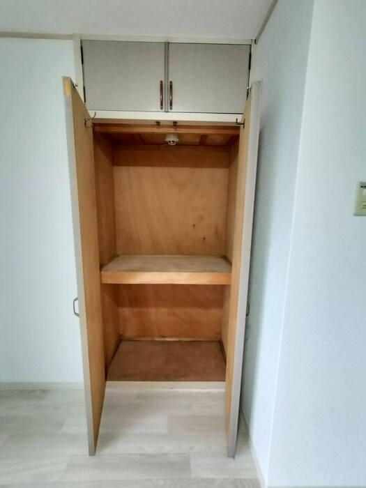 物件内観写真9　(収納)