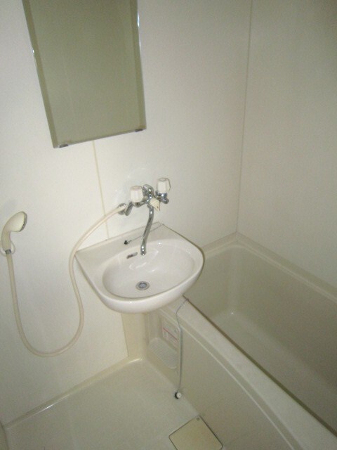 物件内観写真12　(バス／シャワールーム等)