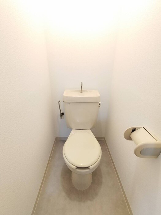 物件内観写真13　(トイレ)