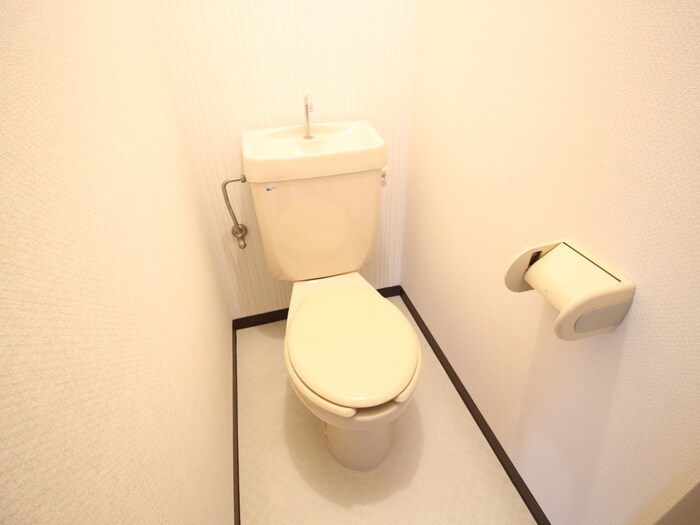 物件内観写真13　(トイレ)