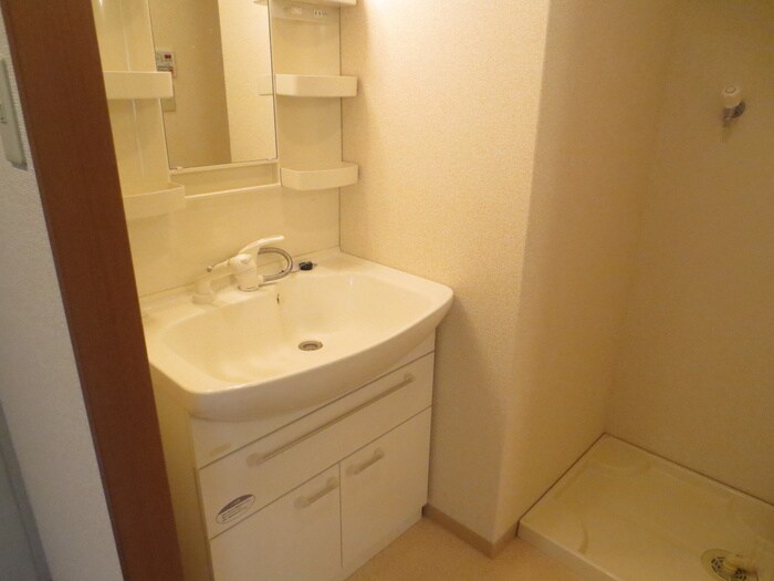 物件内観写真11　(洗面)