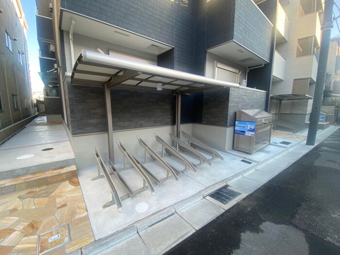 物件外観写真6　(駐輪場)