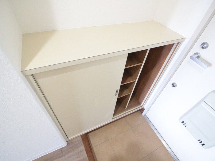 物件内観写真16　(靴箱)