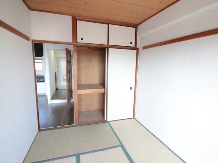 物件内観写真17　(収納)